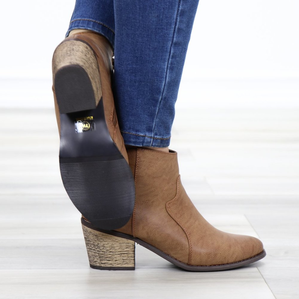 Cowgirl Ankle Booties Faux Leather - Picture 5 of 9
